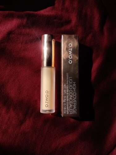 O.TWO.O High Coverage  Liquid Concealer photo review