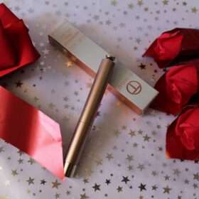 O.TWO.O Rose Gold Waterproof Liquid Eyeliner photo review