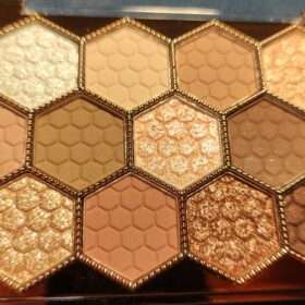 O.TWO.O Honeycomb  Diamond Eye Shadow Palette photo review