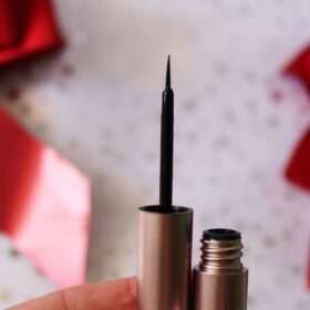 O.TWO.O Rose Gold Waterproof Liquid Eyeliner photo review